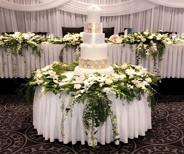 wedding table flowers, wedding florist, wedding flowers, florist, florist near me, 9348 (2) - Broadmeadows Blooms